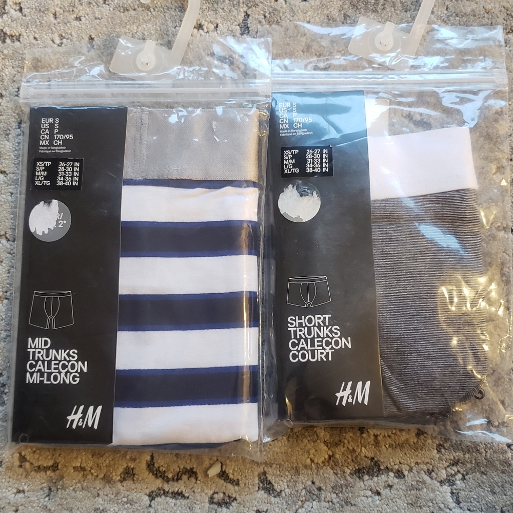 2 × H&M men's boxer shorts trunks. Small. Striped/grey.